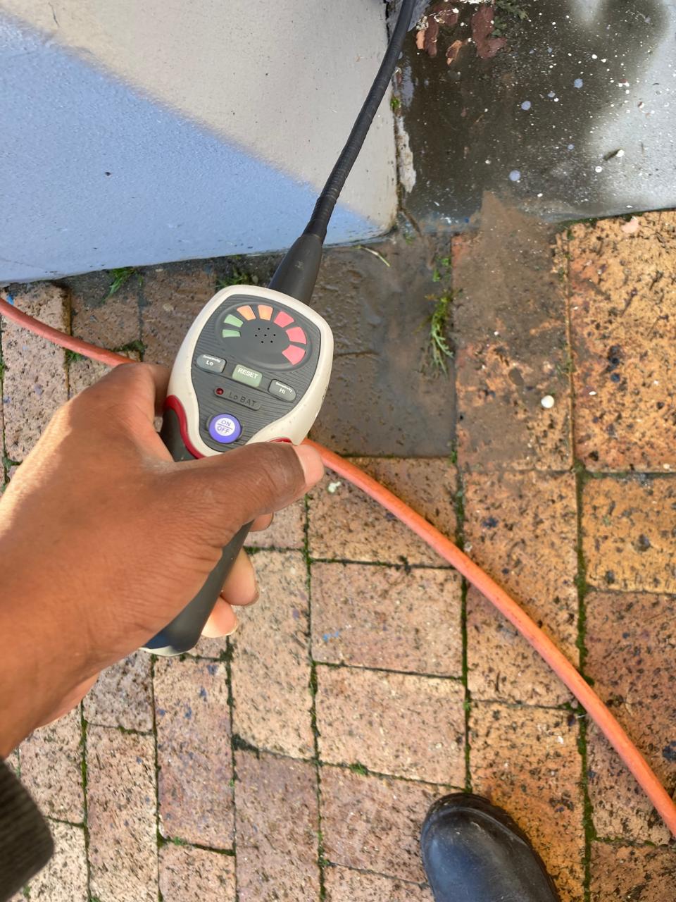 Leak detection — pipe location